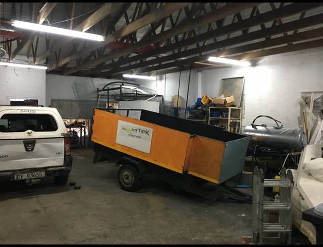 113M² WAREHOUSE FOR SALE IN BRACKENFELL INDUSTRIAL